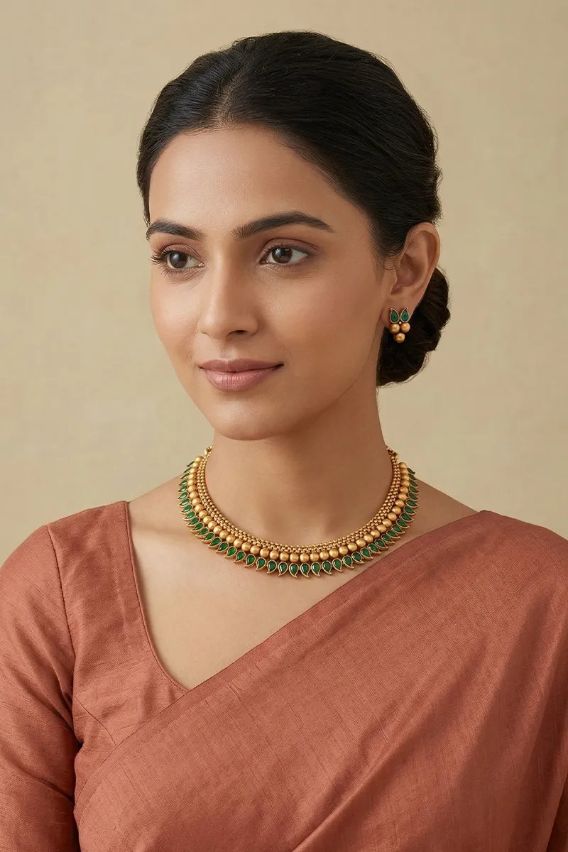 Gold Plated Stone Studded & Beaded Necklace Set for Women 0087961GRE18INC