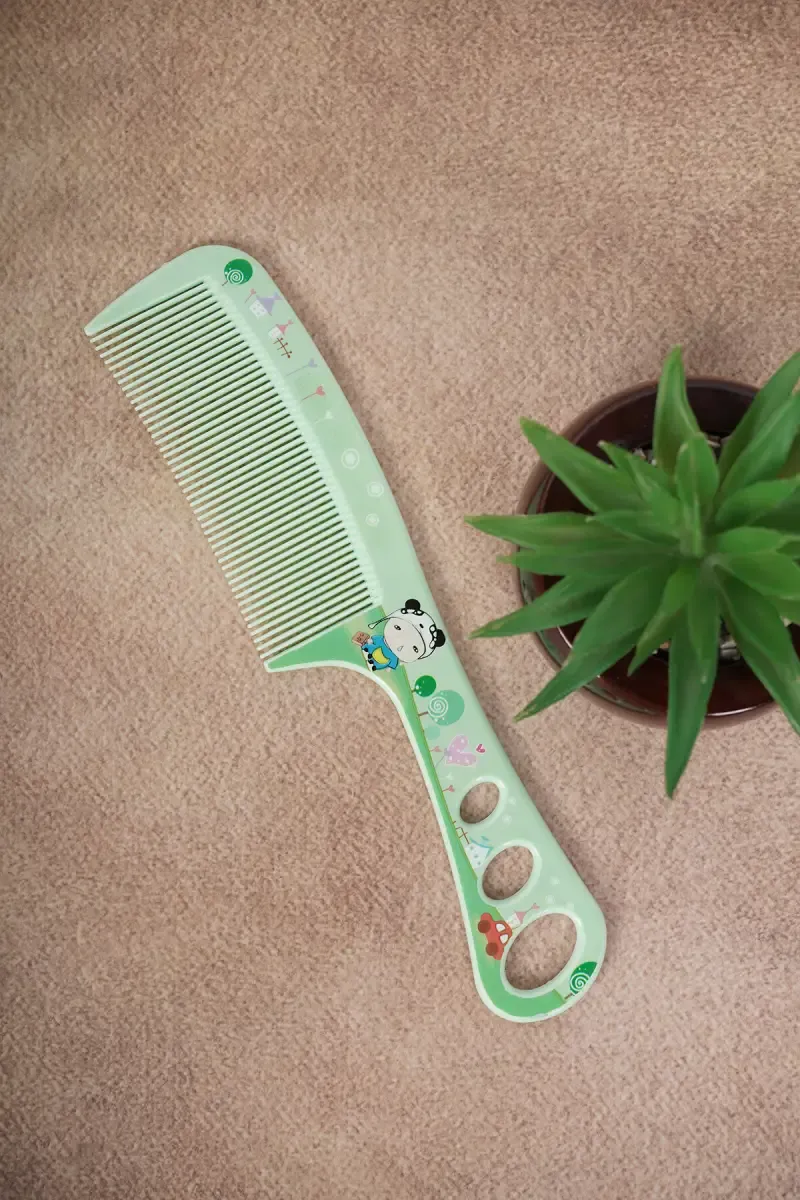 SST Printed De-tangling Comb with Handle (Green) - Pack of 1 009195GRE