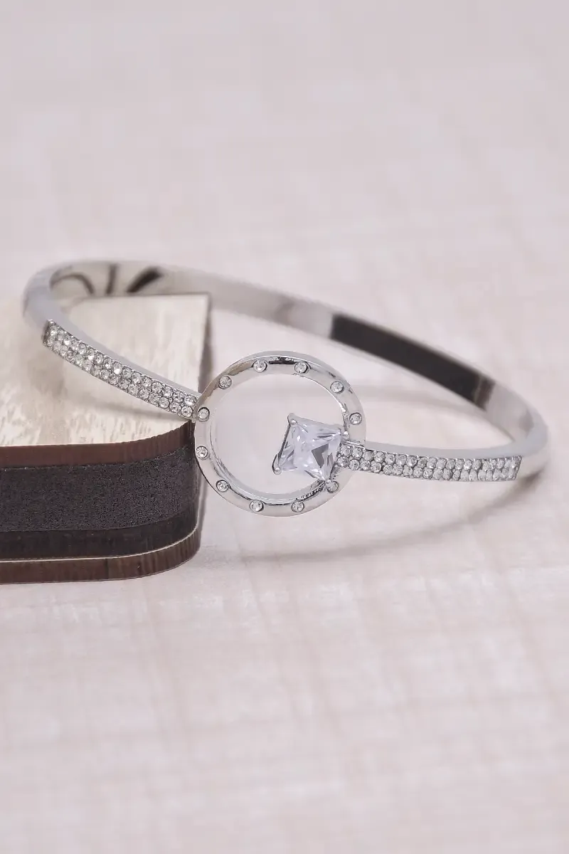 Sparkling Elegance Silver Plated Alloy Bracelet