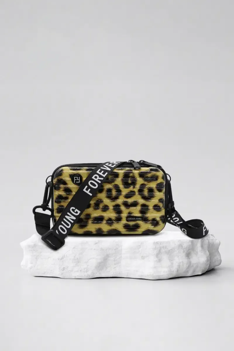 Latest Trend Detachable Strap Box Sling for Girl