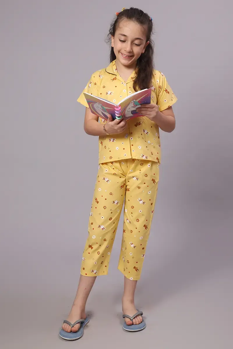 Girl's Cotton Blend Printed Pyjama Set (1 - 10 Yrs) 015152YEL56YRS