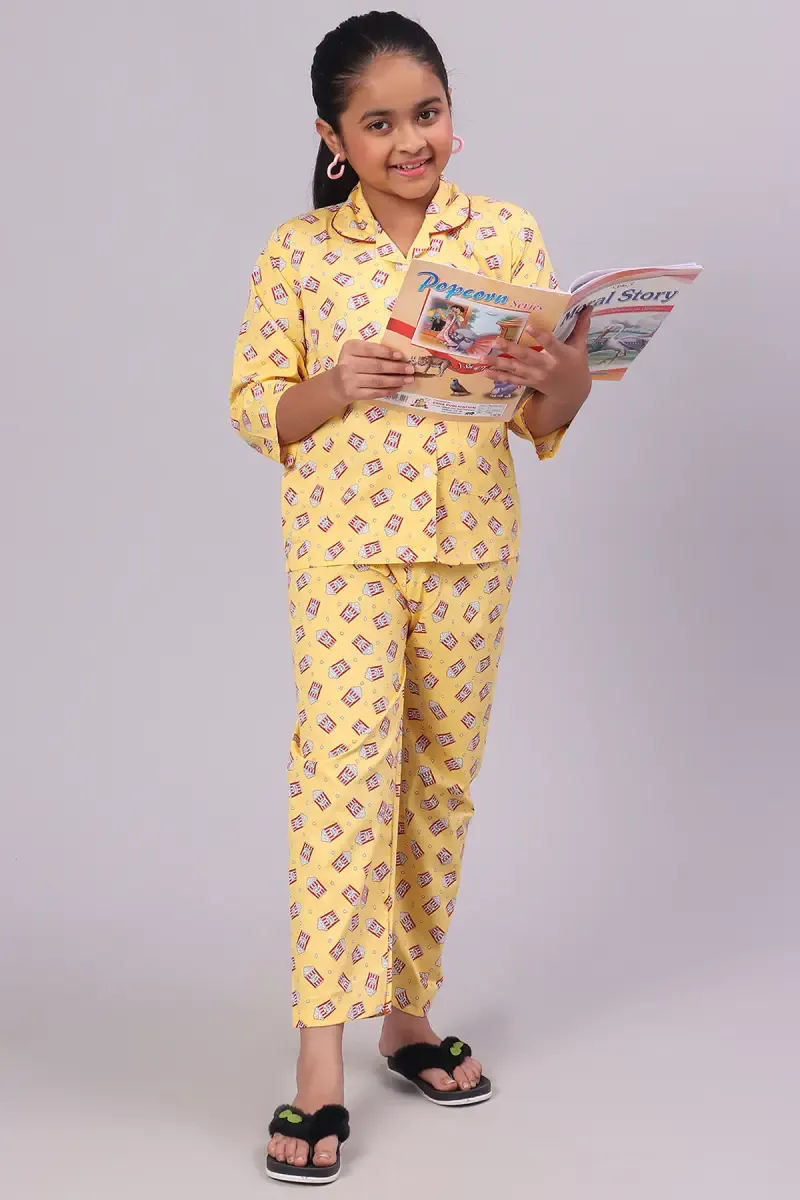 Girl's Cotton Blend Printed Pyjama Set (1 - 10 Yrs)