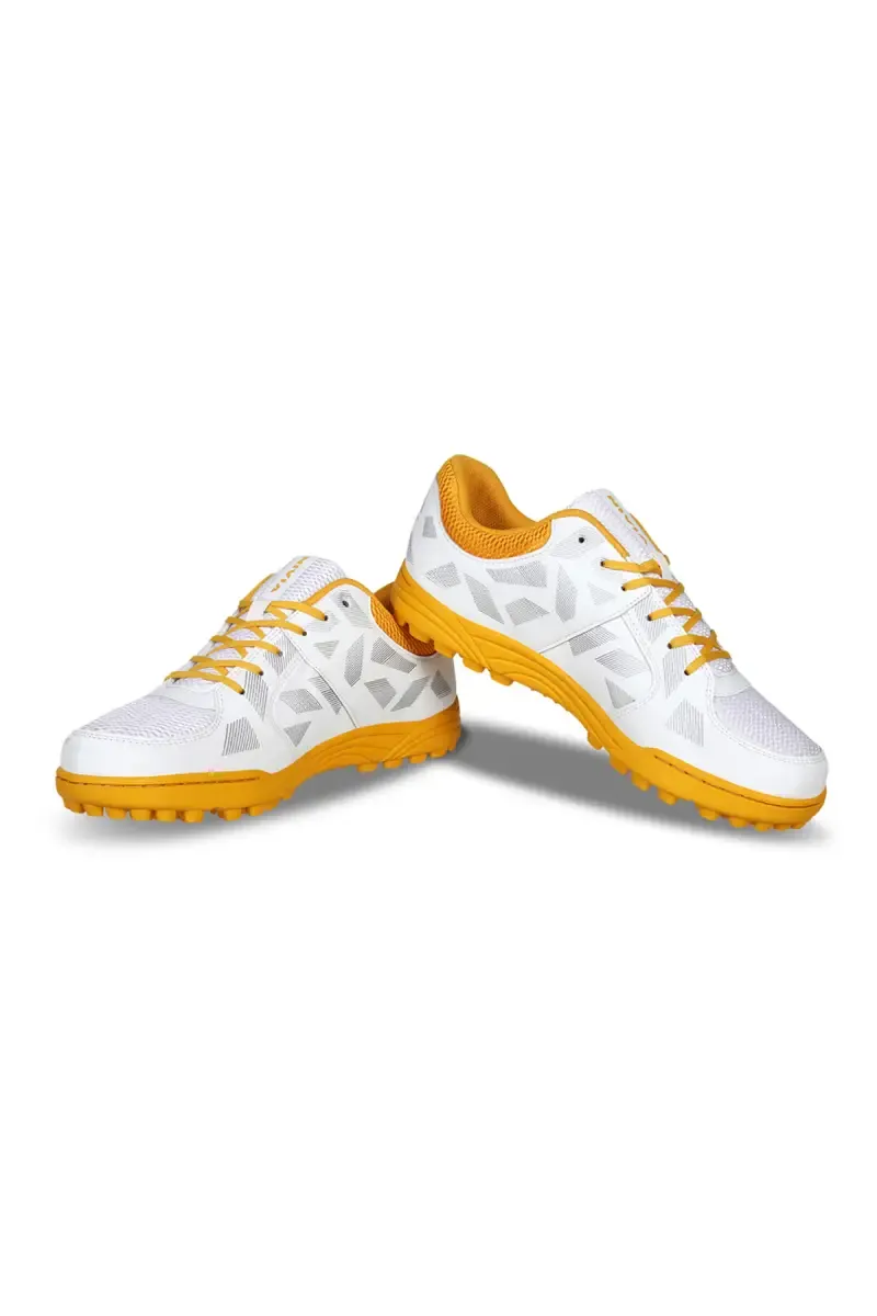 Nivia Caribean Cricket Shoes for Men's (White/Golden) Size 9 019112WHI92