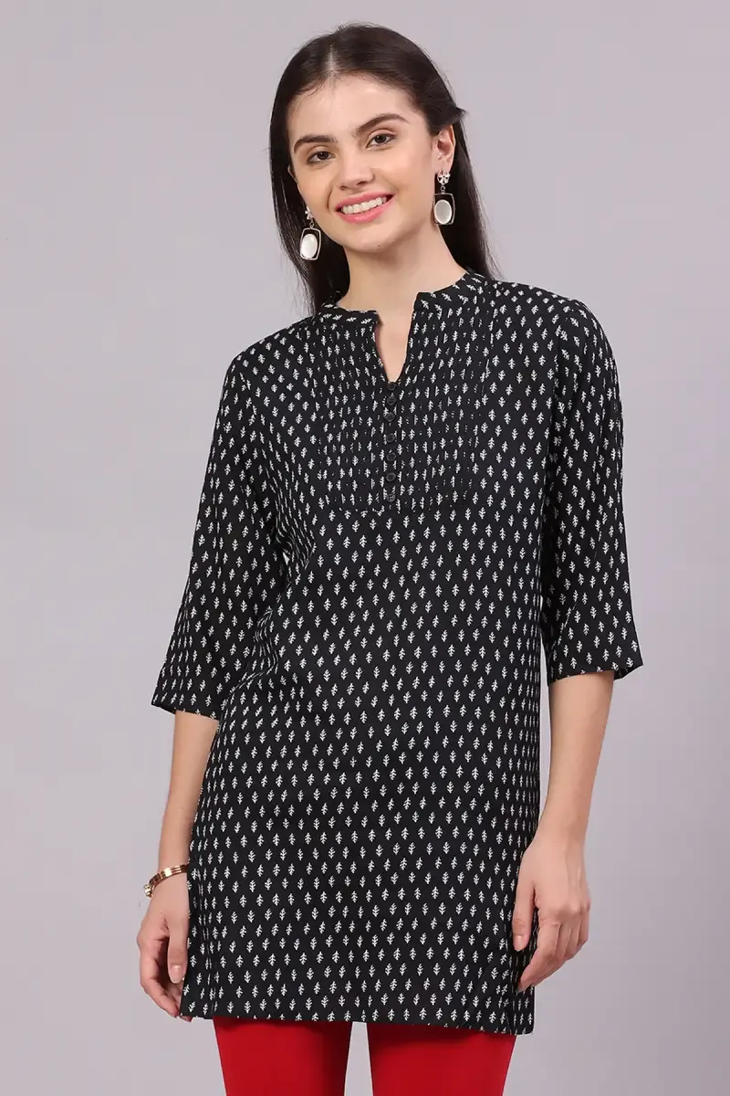Women's Cotton Printed Short Kurti