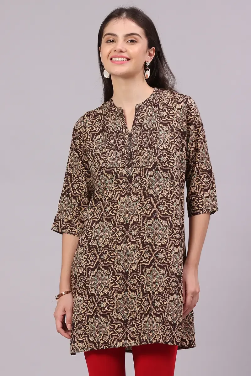 Women's Cotton Ethnic Motifs Print Short Kurti