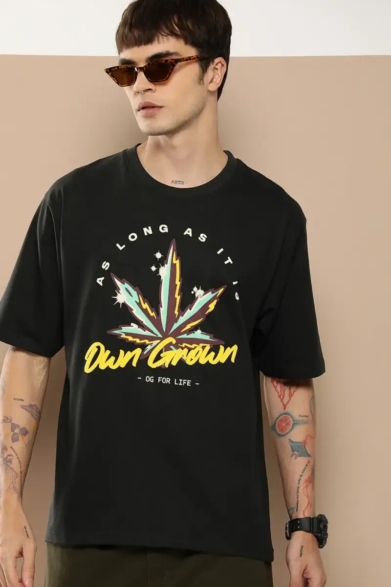Graphic Print Embossed Oversized T-shirt for Men 023280MBLA