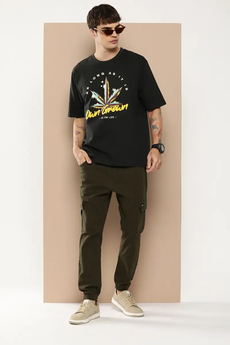Graphic Print Embossed Oversized T-shirt for Men