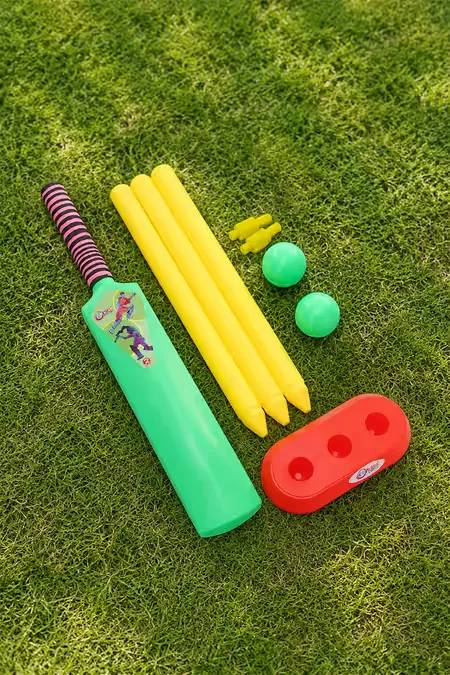 Leemo Cricket Kit No 3 for Kids (Green) - Pack of 1 023569GRE