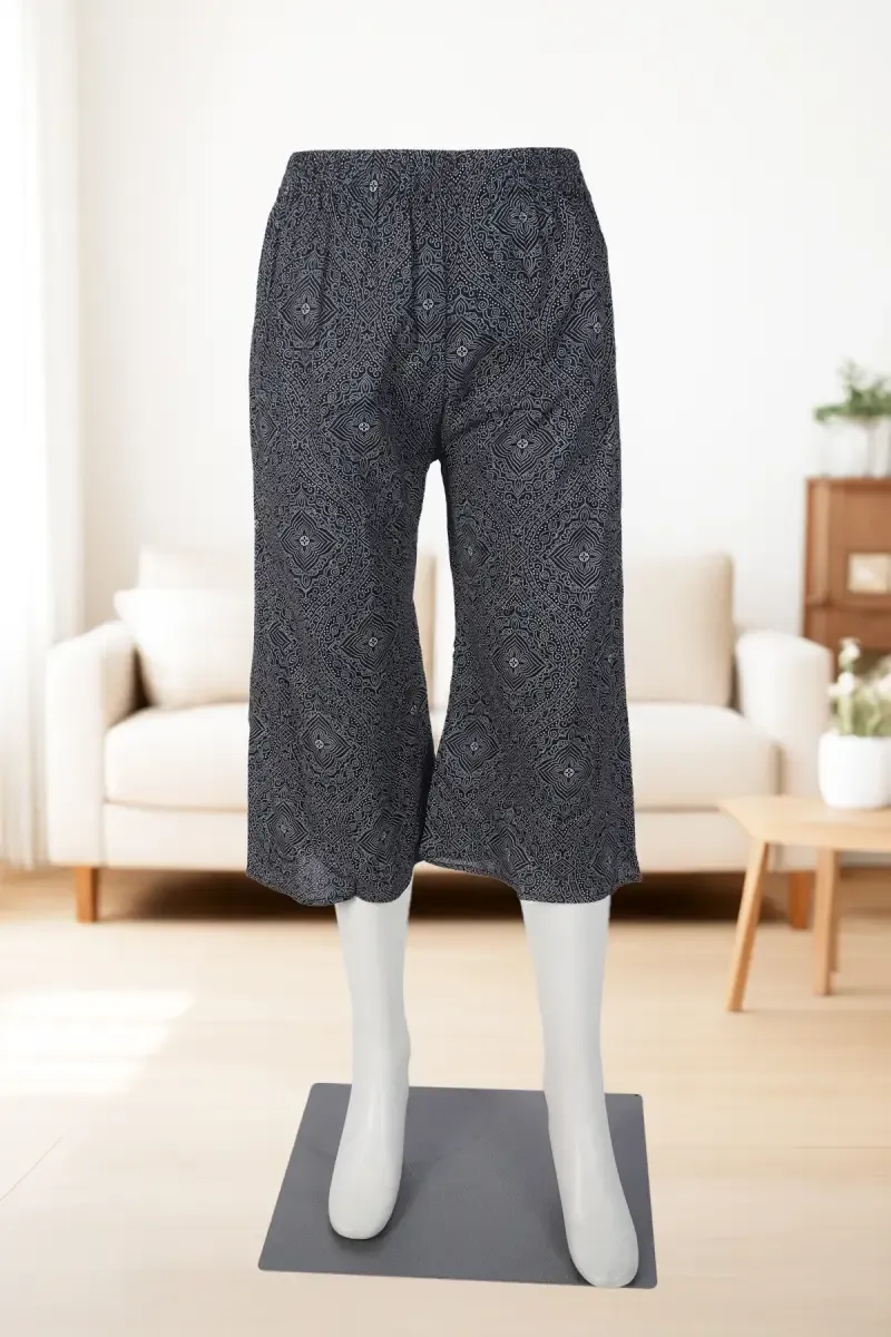 Cotton Blend Printed Capri for Women
