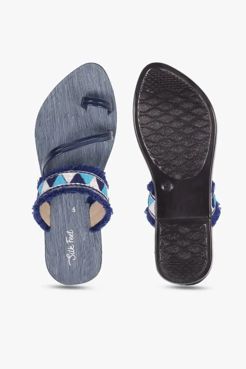 Women's Embellished Toe-Ring Slipper