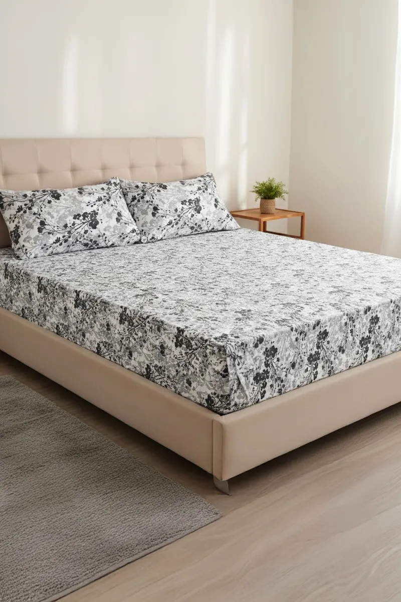 Cotton Blend Printed King Size Bedsheet with 2 Pillow Covers – 3 Pcs 025186KINGRE