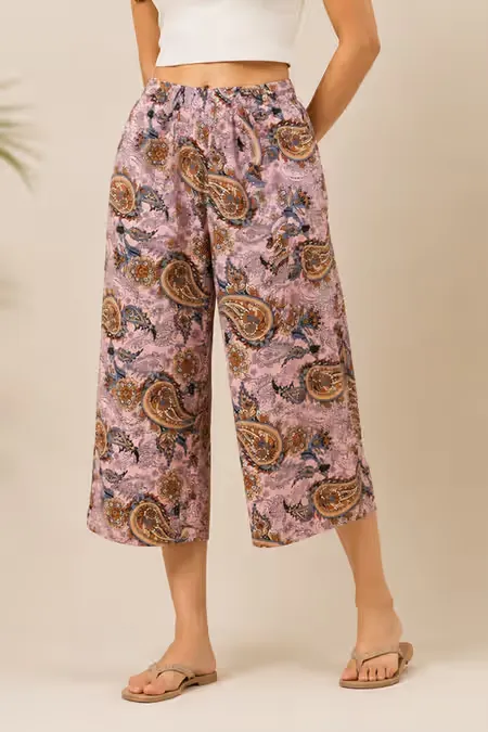 Polyester Paisley Printed Capris for Women