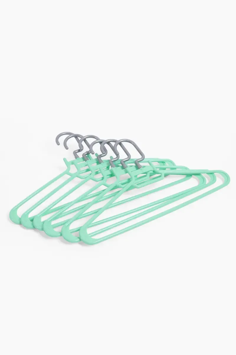 Plastic Cloth Hanger Set - 6 Pcs