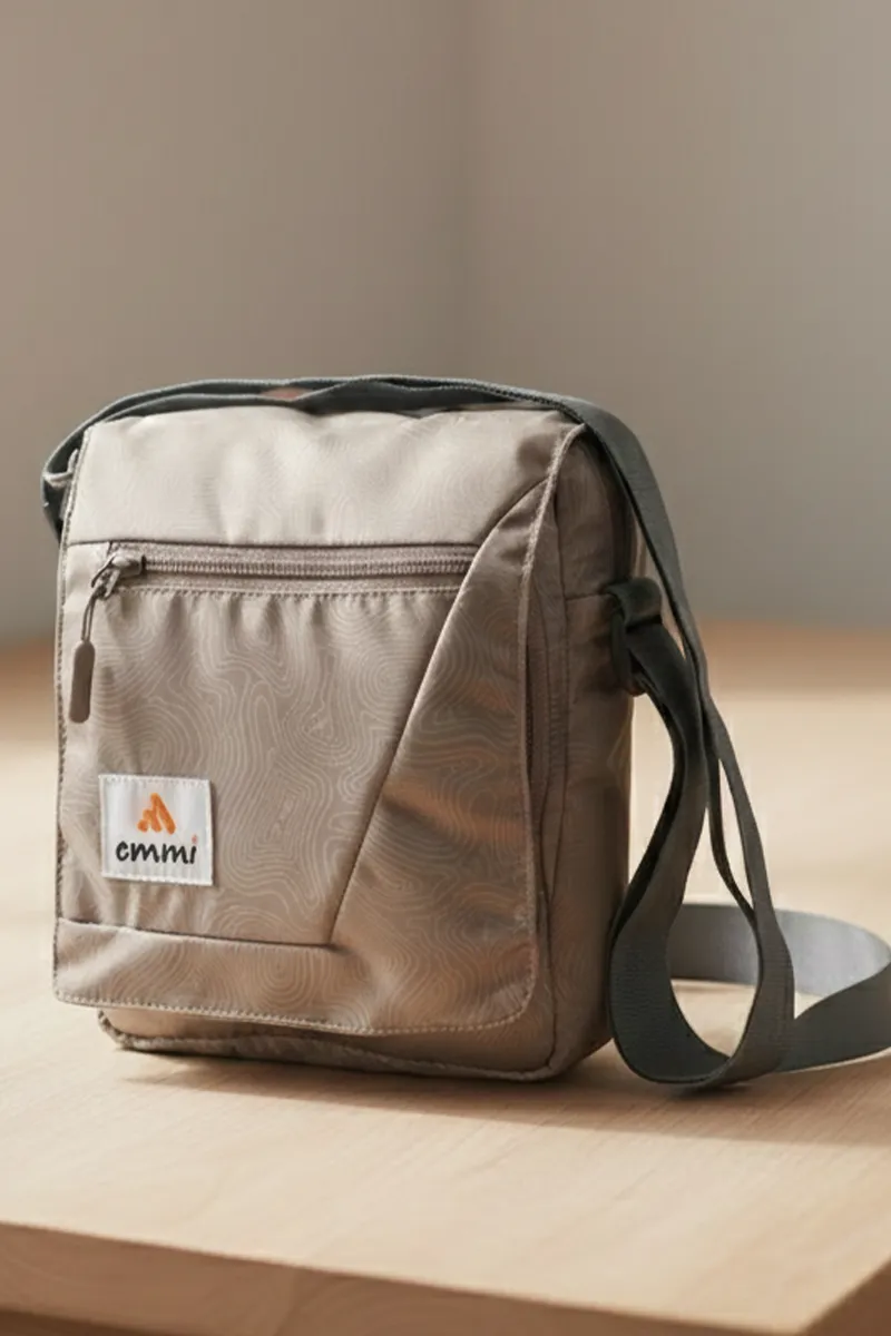 Rado Plus 4 L Sling Messenger Bag for Unisex BGDSSB002BRO