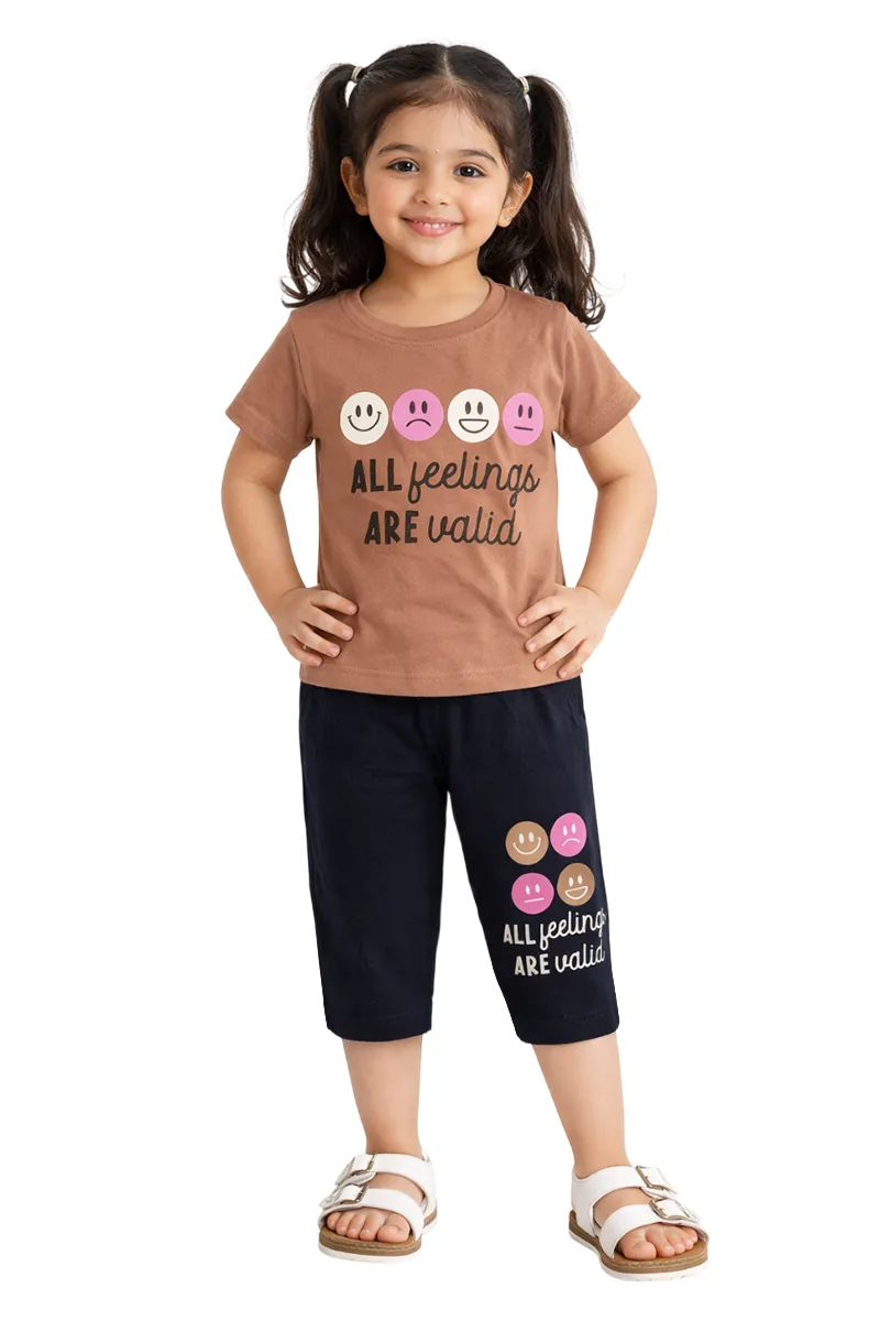 T-Shirt and Capri Set for Girls - Brown