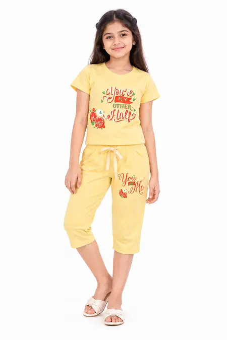 Printed T-Shirt and Capri Pants for Girls - Yellow