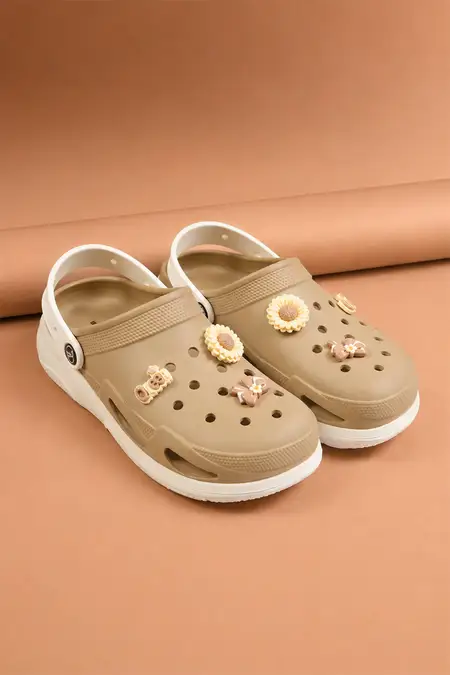 Decorative Queen, Bow & Flower Charms Clogs for Women
