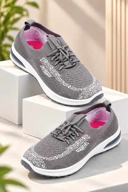 Women's Lace-Up Breathable Casual Shoes