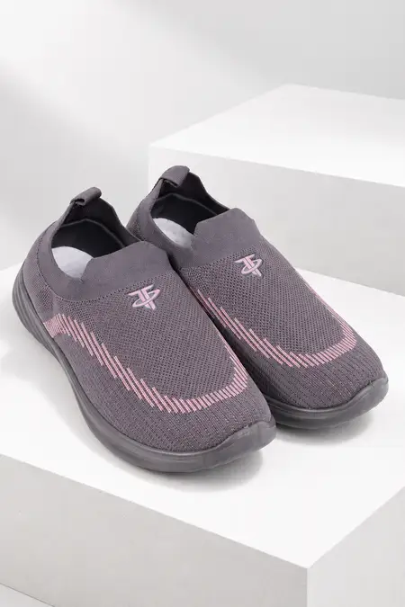 Women's Slip-On Walking Shoes