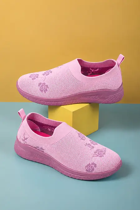 Women's Slip-On Walking Shoes