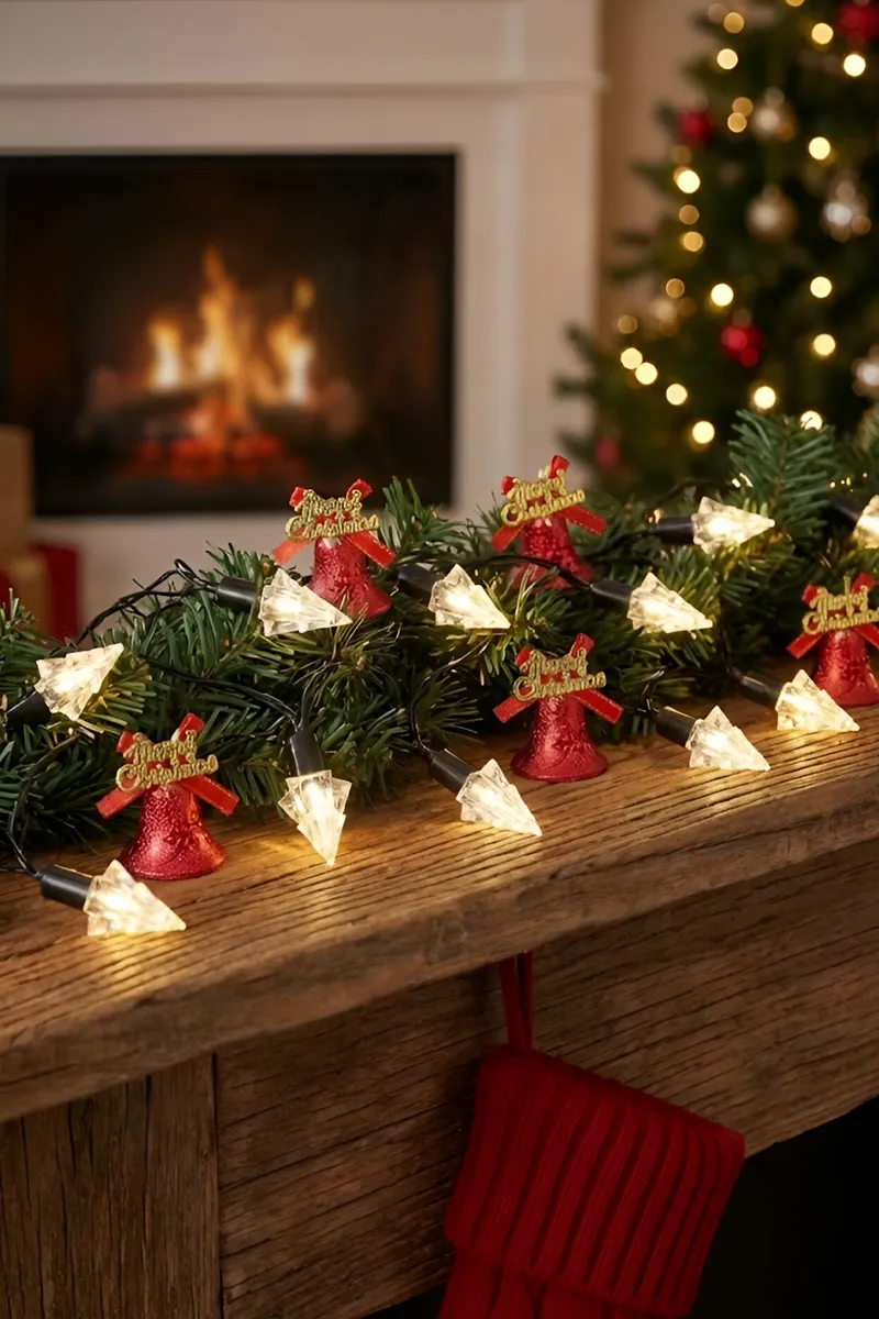 Christmas Tree Shaped Design LED String Lights for Christmas Décor, Home Décor, Festive Décor (Black)
