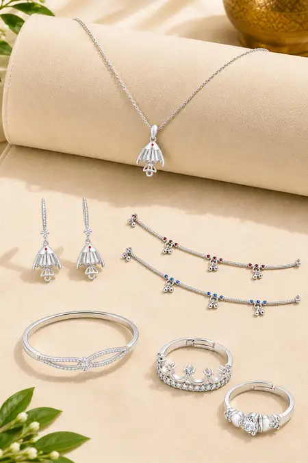 Women's Fashion Jewellery Combo - Pack of 4 (Necklace, Earrings, Bracelet, Ring & Anklet)