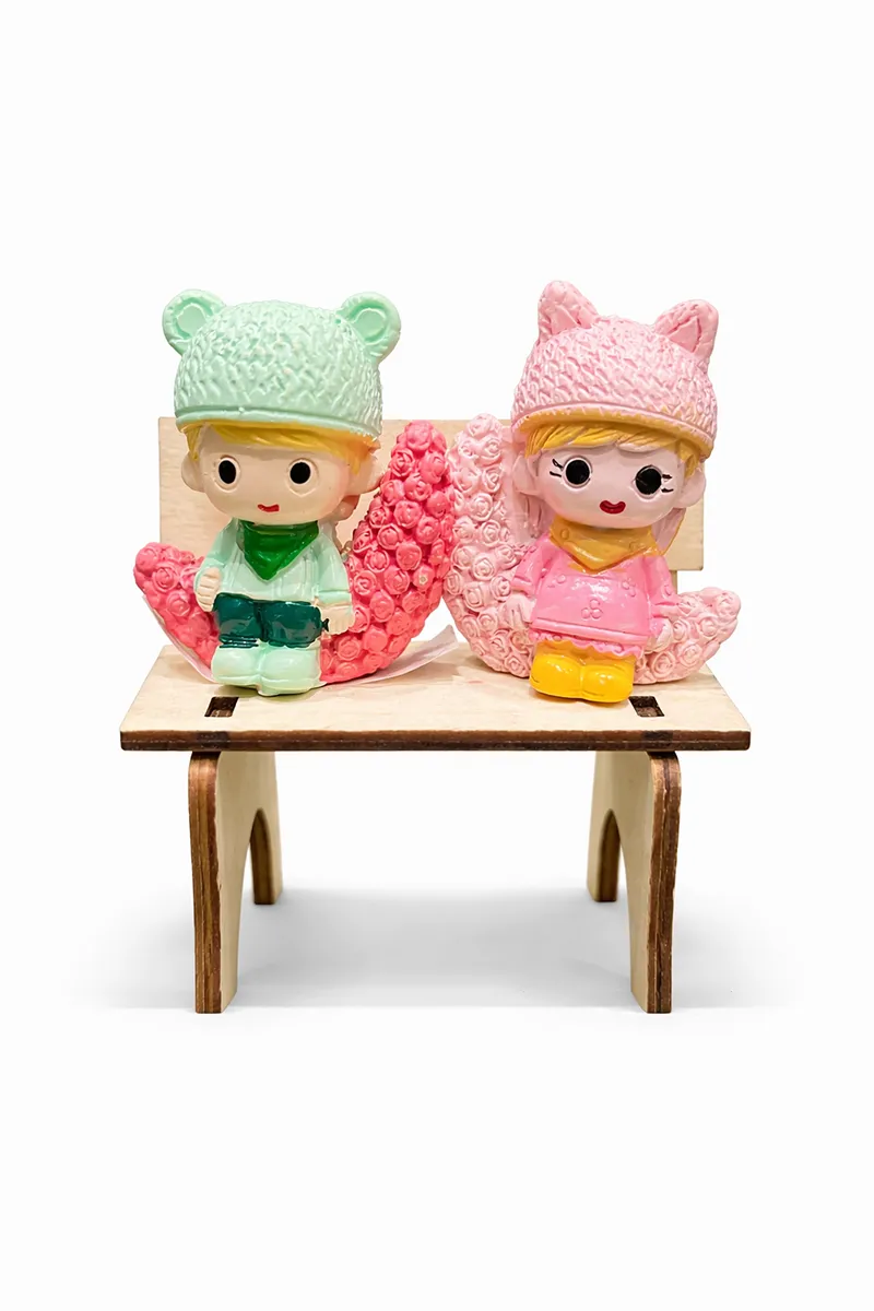 Wood & Resin Couple On Bench Decorative Showpiece Statue - Moon